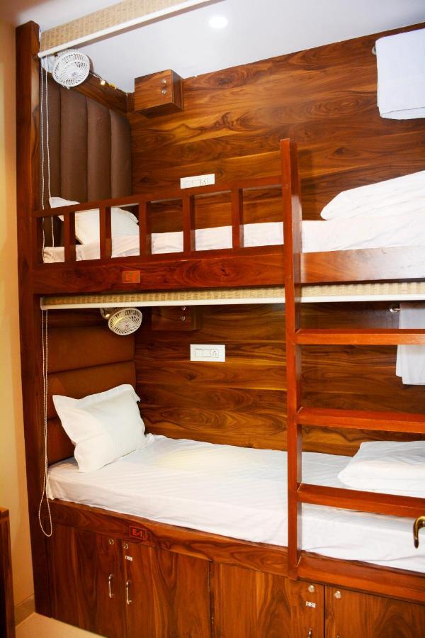 Hotel Nest N Rest - Mumbai Exterior photo